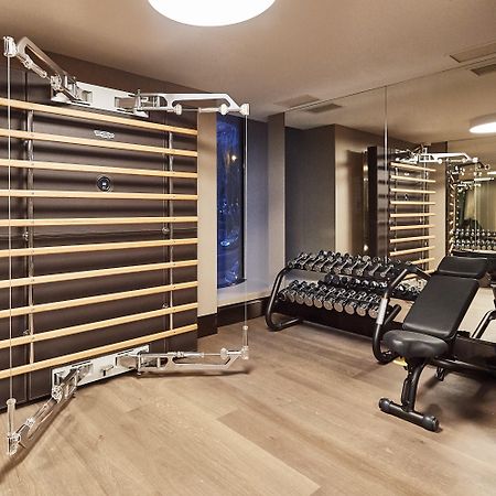 Vp Plaza Espana Design Мадрид Екстериор снимка The gym at The Ivy Collection
