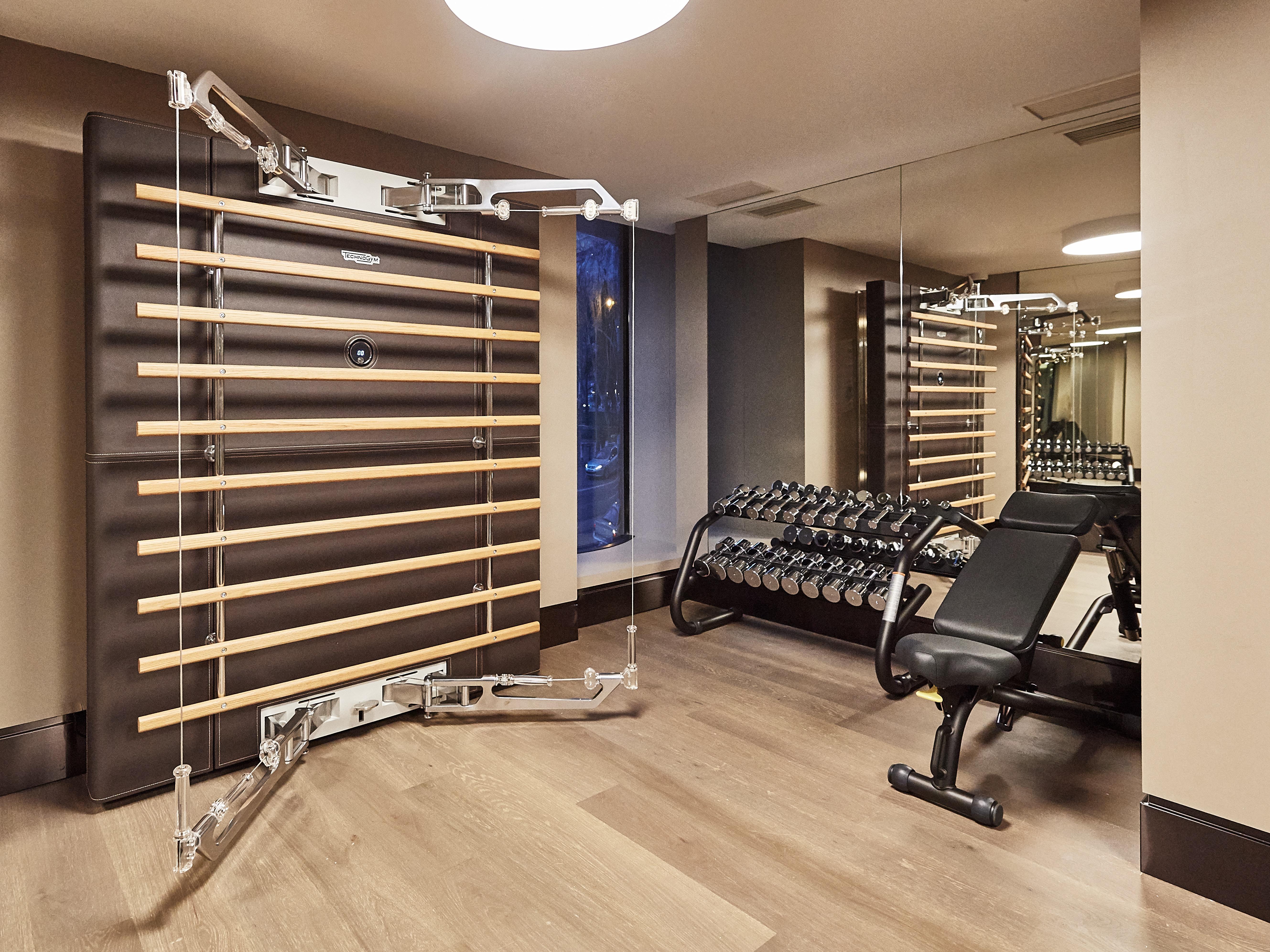 Vp Plaza Espana Design Мадрид Екстериор снимка The gym at The Ivy Collection