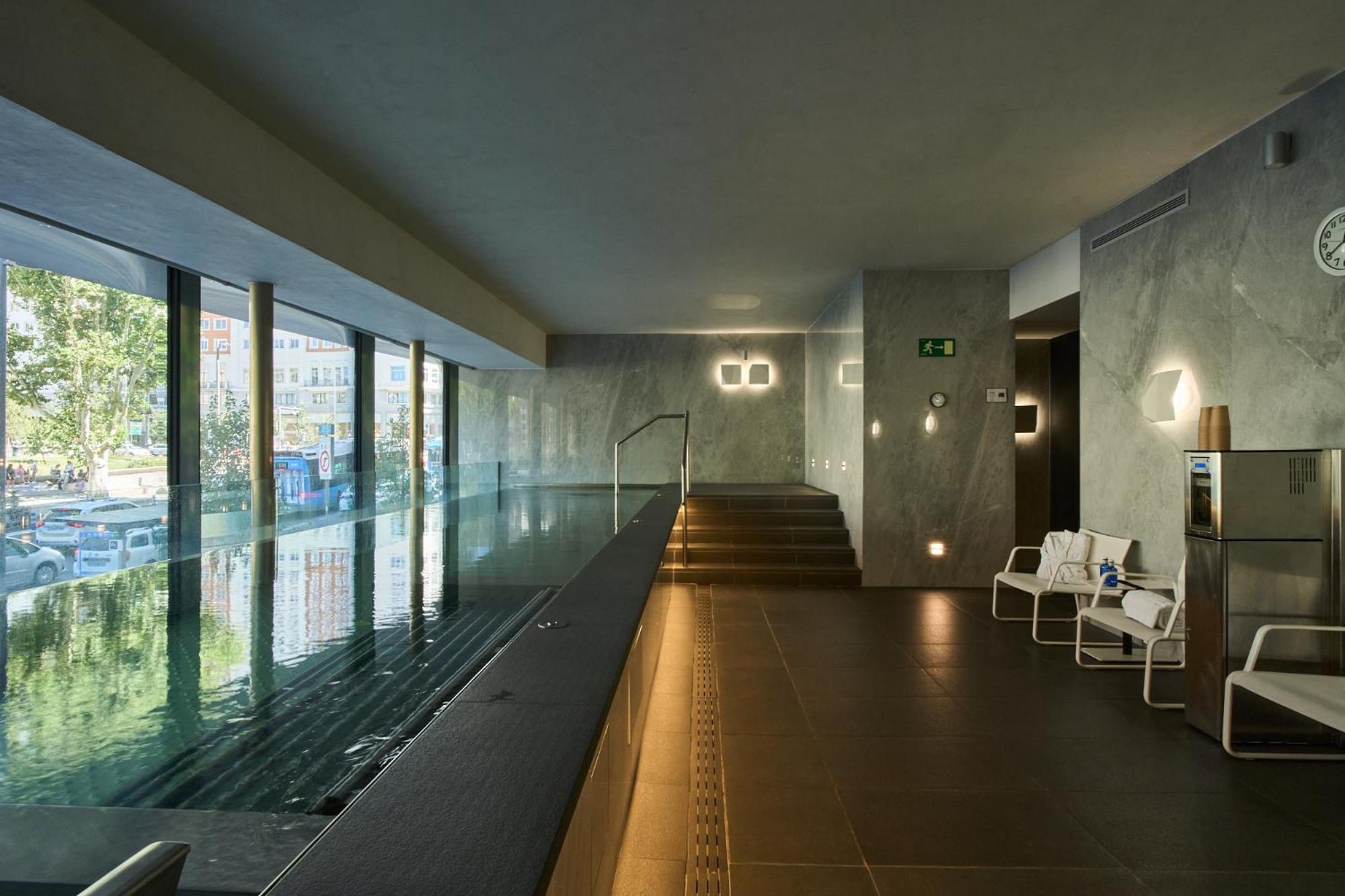 Vp Plaza Espana Design Мадрид Екстериор снимка The spa at The Standard, East Village