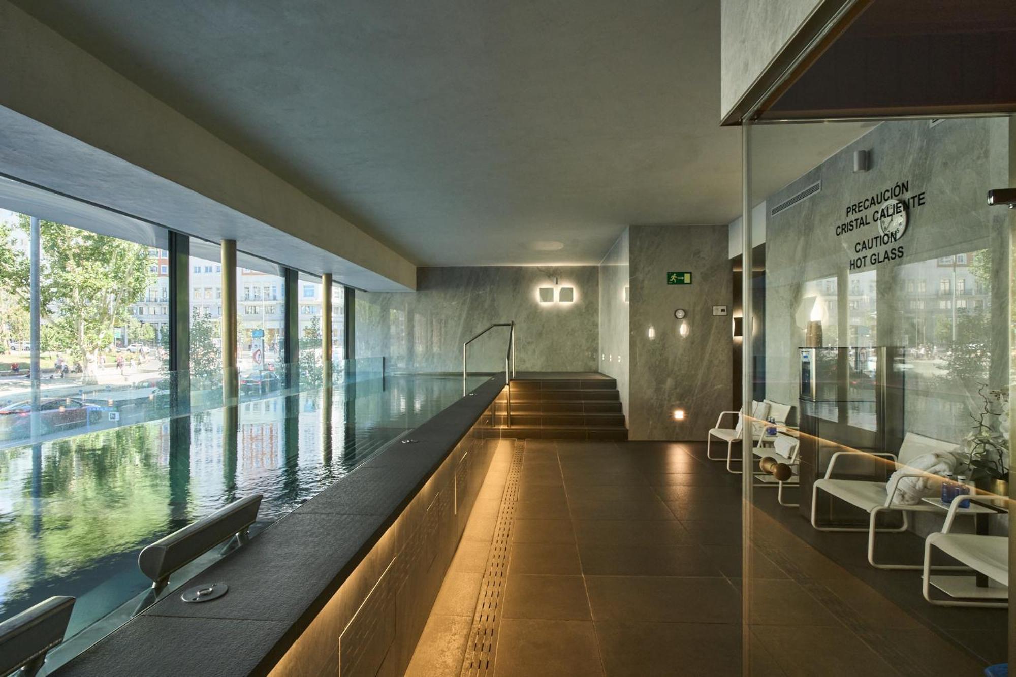 Vp Plaza Espana Design Мадрид Екстериор снимка Interior of the building