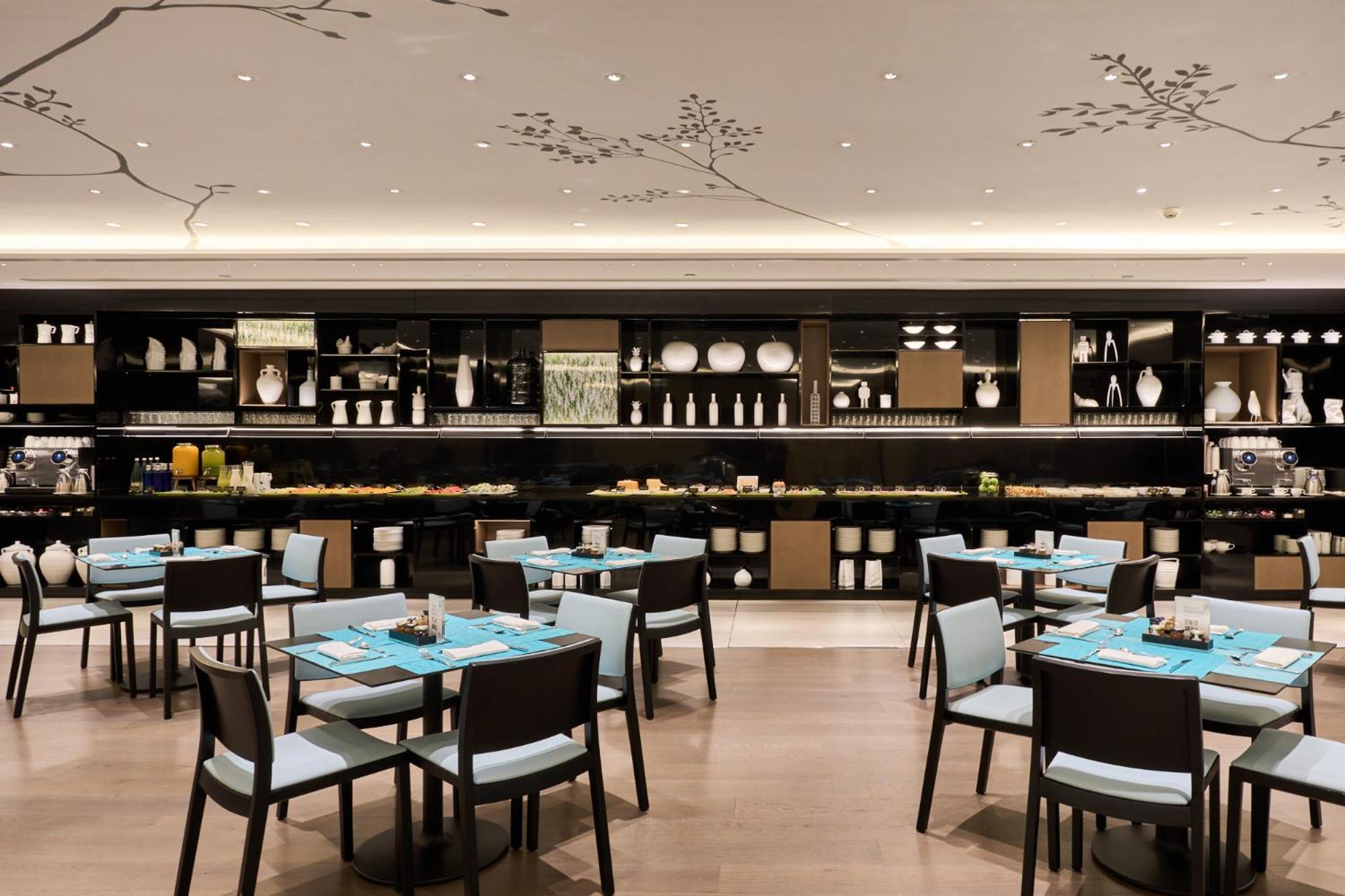 Vp Plaza Espana Design Мадрид Екстериор снимка The restaurant
