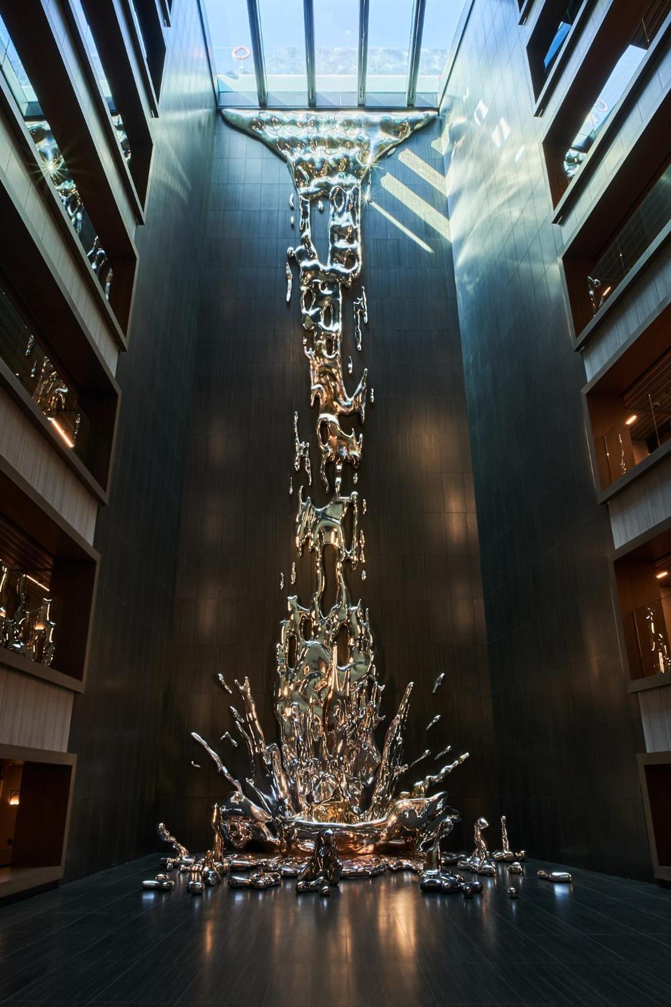 Vp Plaza Espana Design Мадрид Екстериор снимка The fountain at the entrance of the hotel