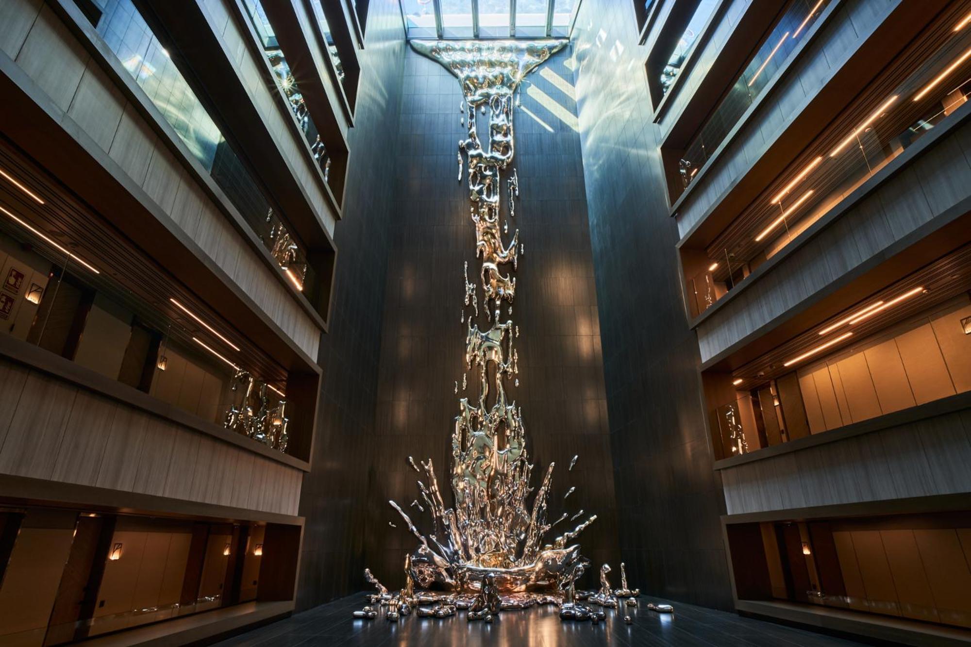 Vp Plaza Espana Design Мадрид Екстериор снимка The sculpture in 2016